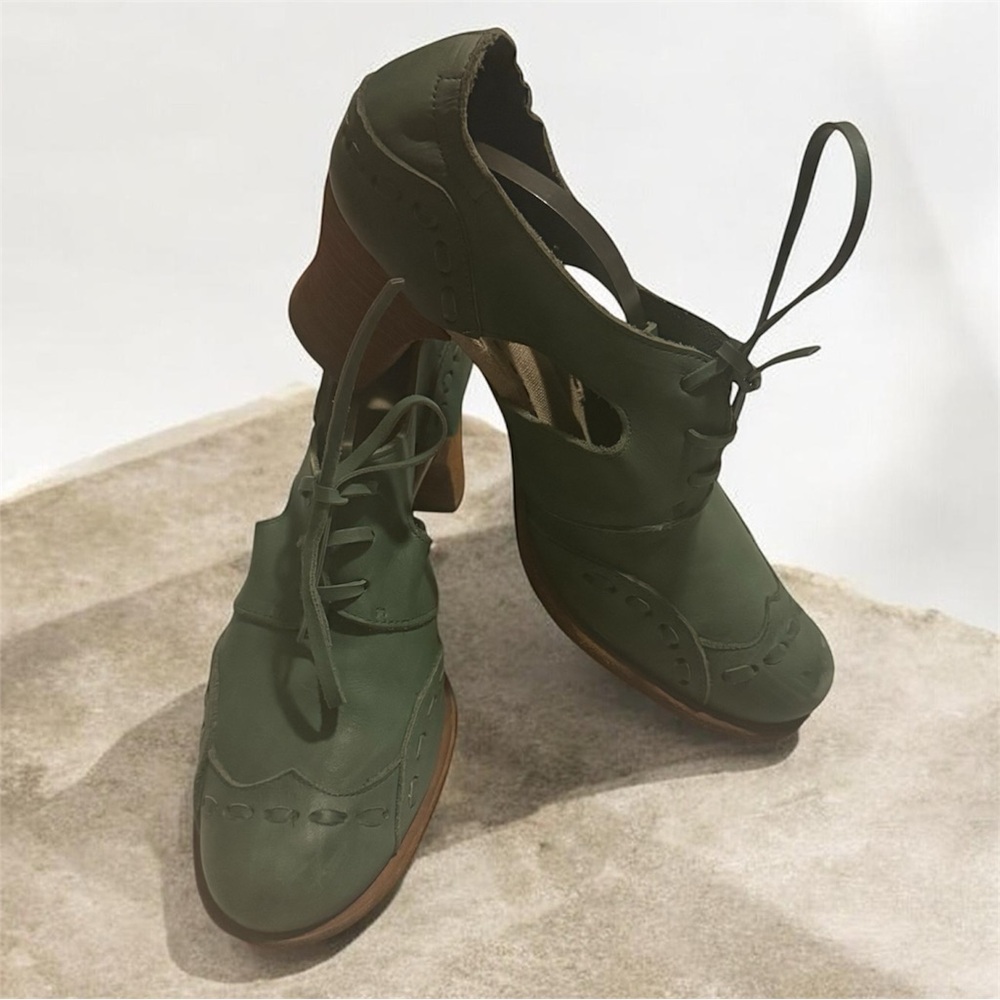 Morenatom Green Leather Lace-Up Oxford Heels